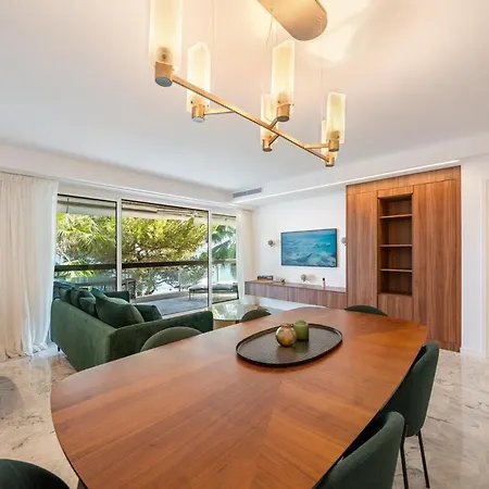 Magnificent - Sea View - - Luxury Appartement *
